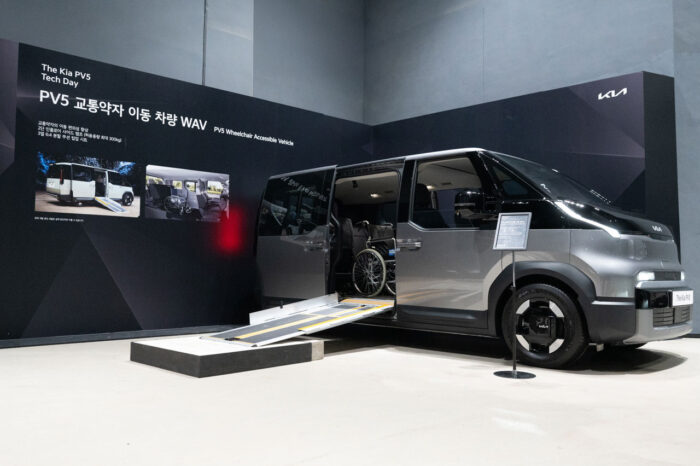 El futuro del transporte flexible empieza con el Kia PV5
